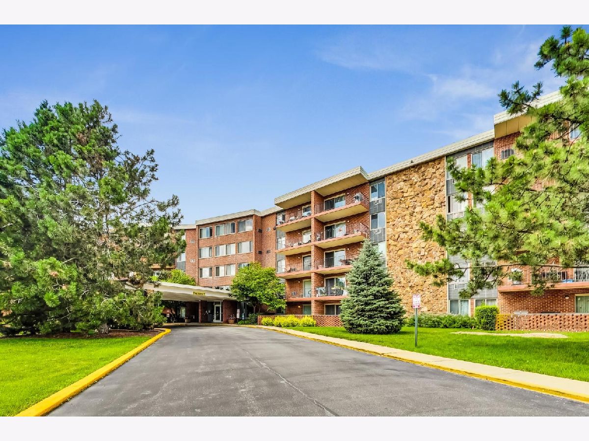  For Rent Prospect Heights Illinois, 16 Old Willow