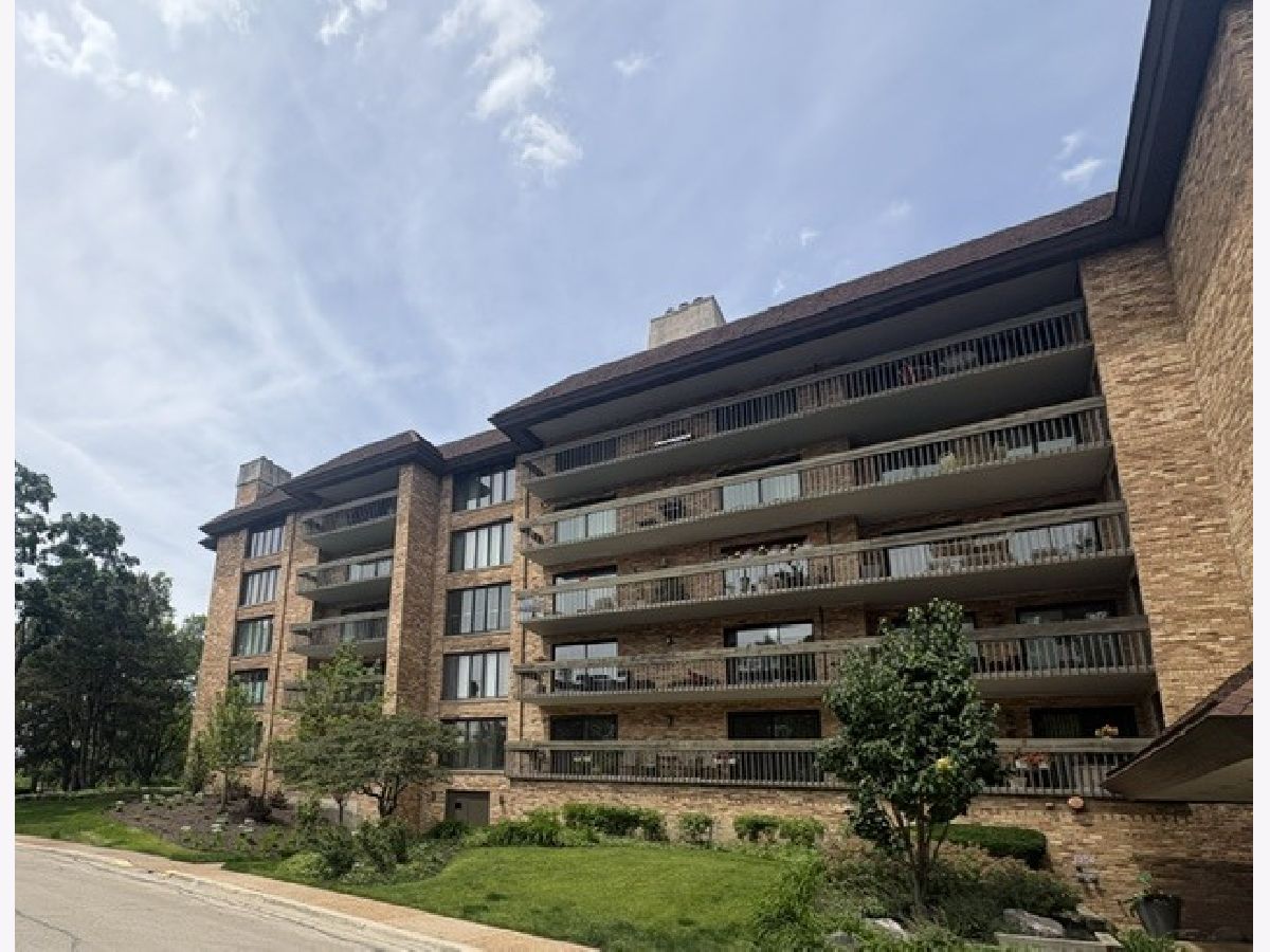  For Sale Northbrook Illinois, 1621 Mission Hills Road
