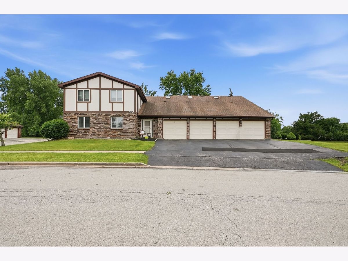  For Sale New Lenox Illinois, 605 Crescenzo Court
