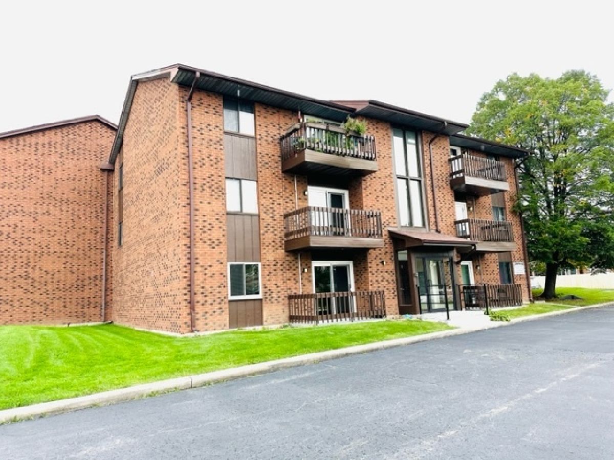  For Rent Oak Forest Illinois, 15800 Ridgeland