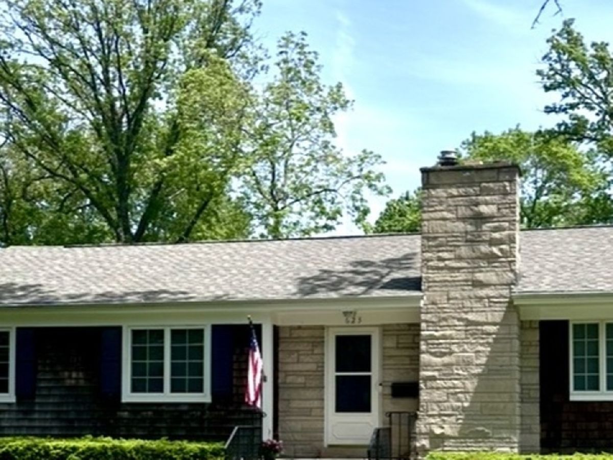 Homes & Condominiums For Rent East Lake Bluff Lake Bluff Illinois, 623 Lincoln