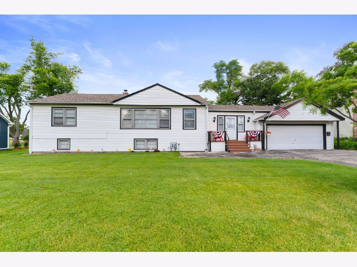  For Sale Countryside Illinois, 6918 Parkside Avenue