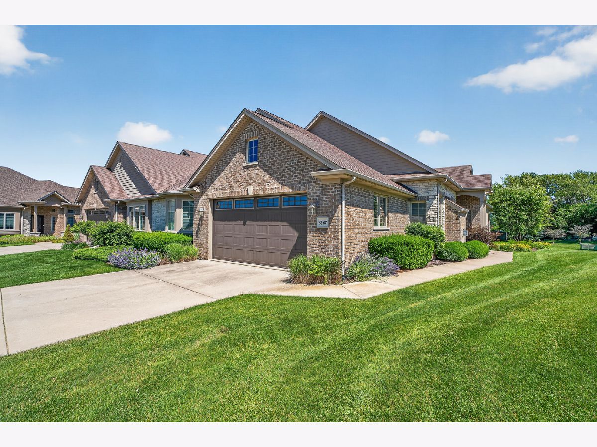  For Sale Frankfort Illinois, 8967 Holland Harbor Circle