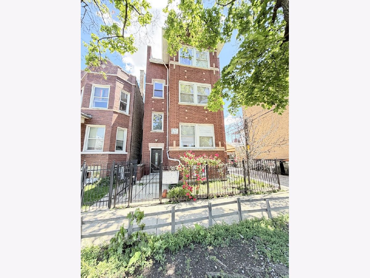  For Rent Chicago Illinois, 2415 Hamlin