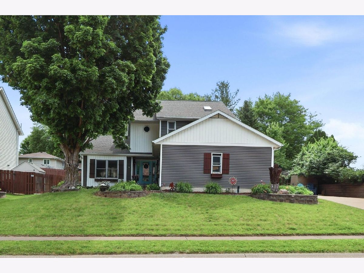  Sold Bettendorf Iowa, 4367 Winston