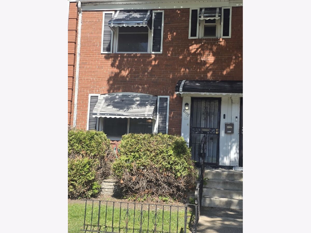  For Sale Chicago Illinois, 8457 Bennett Avenue