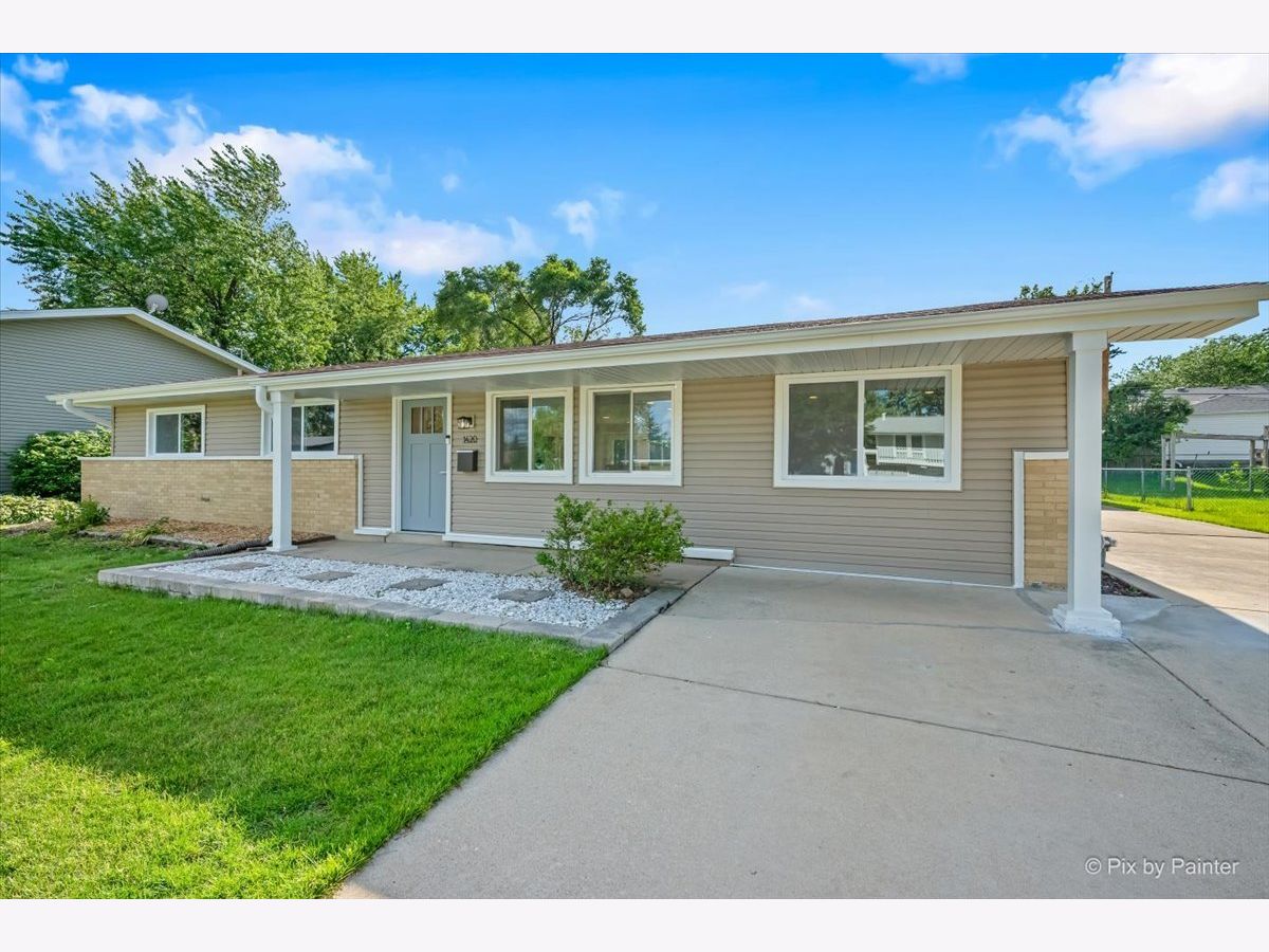  For Sale Hoffman Estates Illinois, 1420 Cooper Road