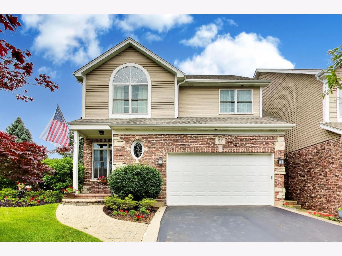  Sold Palatine Illinois, 1281 Falcon