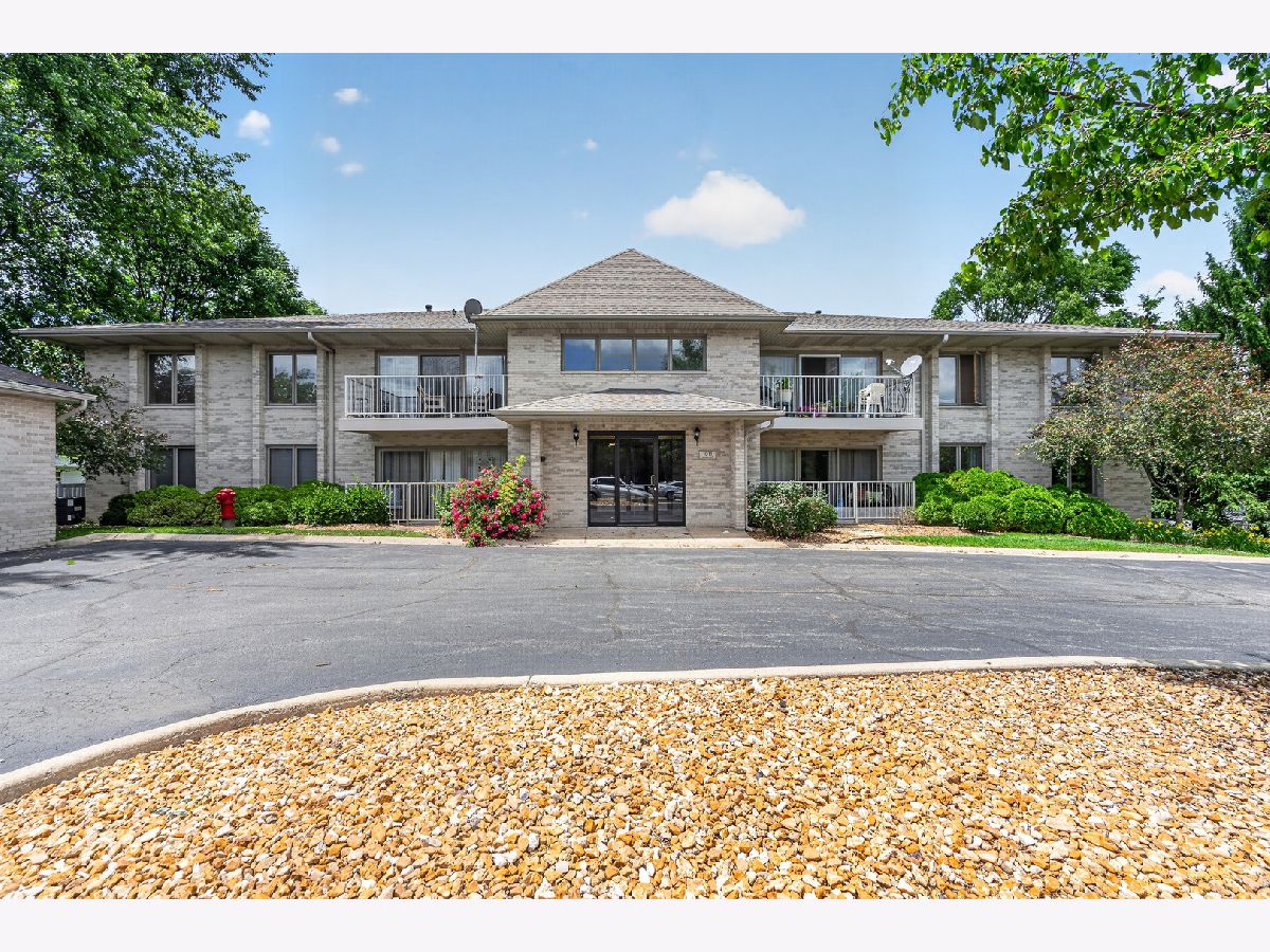  For Sale Lockport Illinois, 1011 Ashley Court