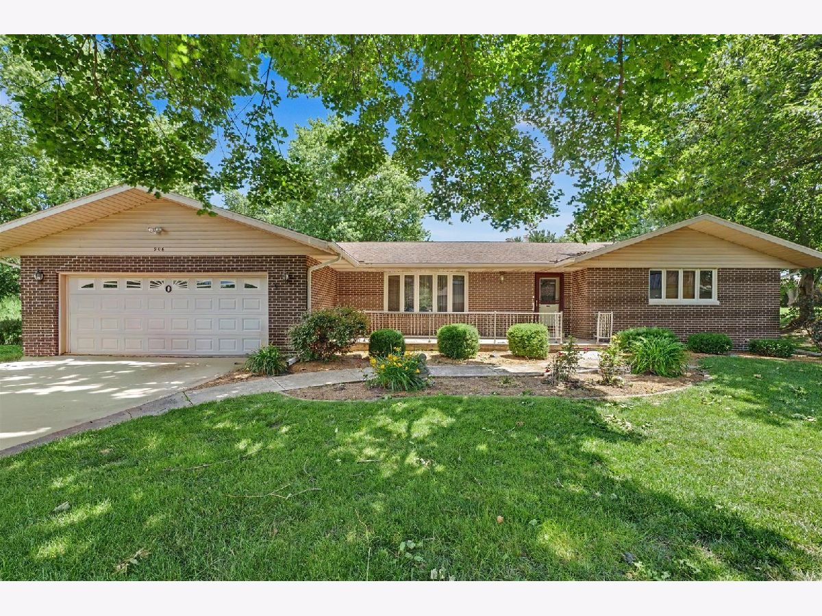  Sold Monticello Illinois, 906 Crestview