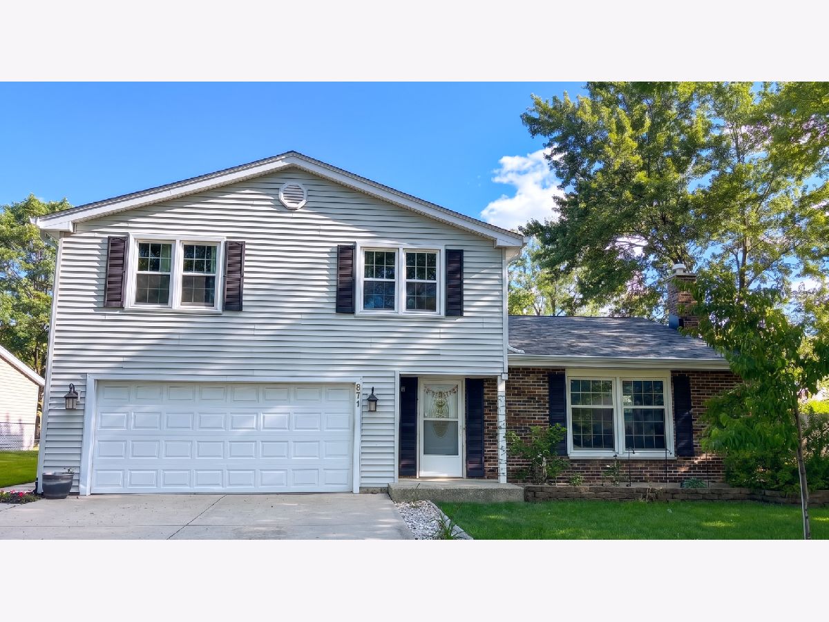  Rented Buffalo Grove Illinois, 871 Lehigh