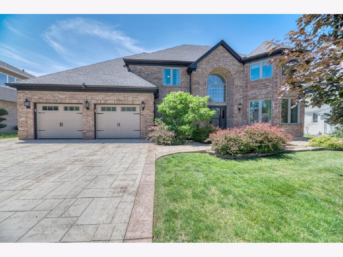  For Sale Bloomingdale Illinois, 10 Founders Pointe