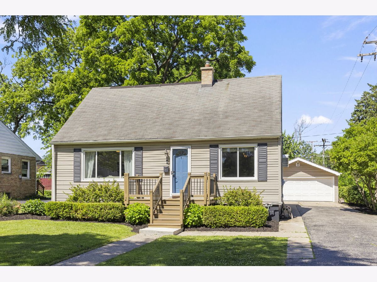  For Sale Villa Park Illinois, 28 Yale Avenue
