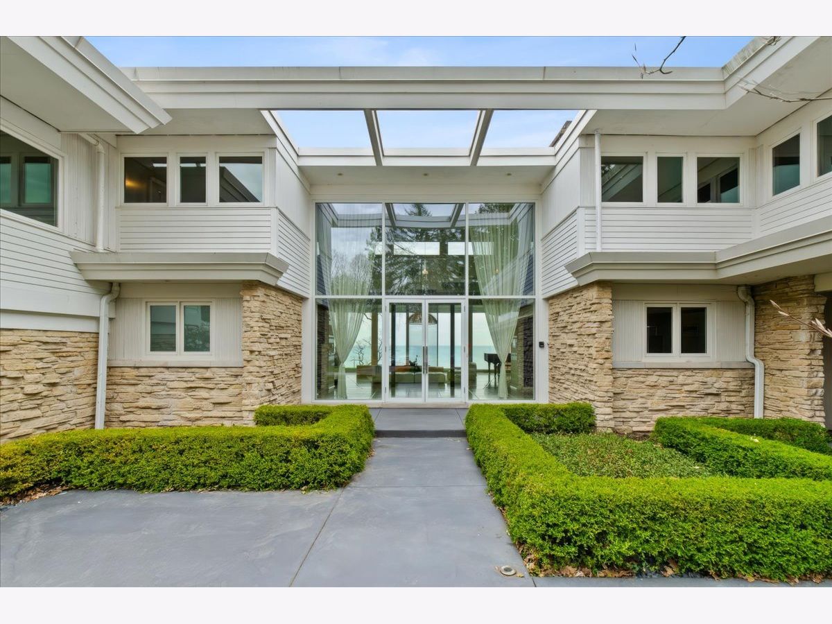  For Sale Highland Park Illinois, 2441 Woodbridge Lane