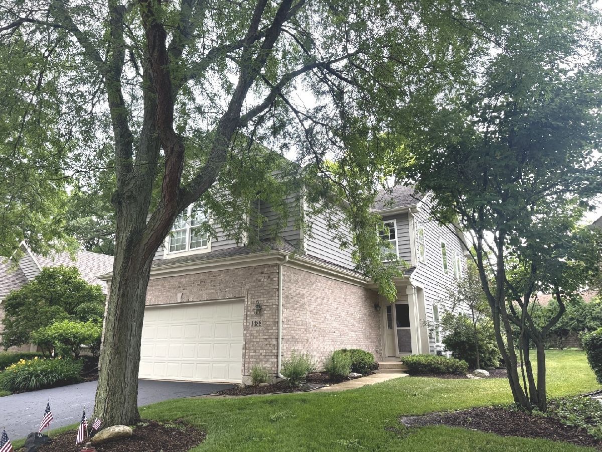 Townhomes For Sale Villas At Bull Valley Woodstock Illinois, 1488 White Oak Lane