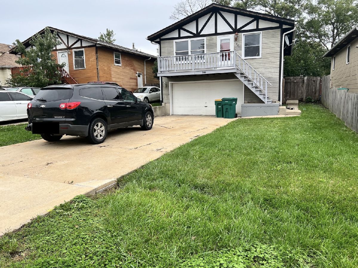  For Rent Round Lake Beach Illinois, 1521 Lake Shore