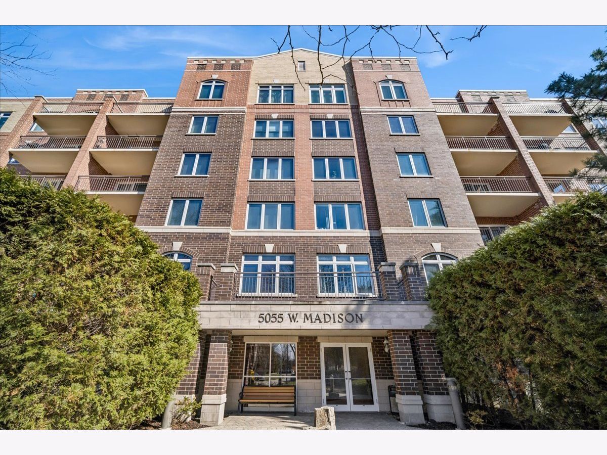  For Sale Skokie Illinois, 5055 Madison Street