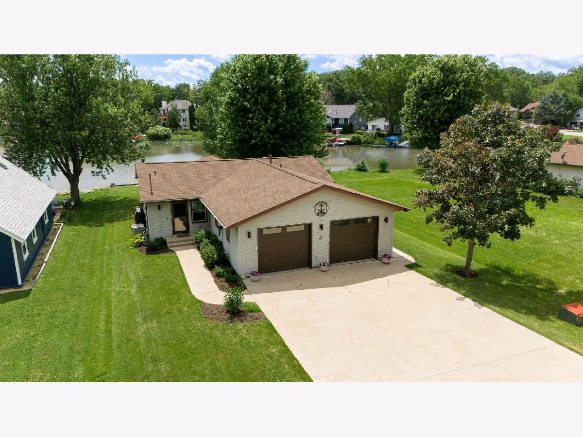  Sold Poplar Grove Illinois, 1106 Candlewick