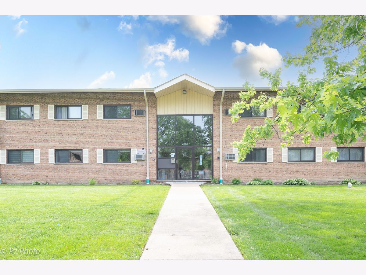  For Rent Darien Illinois, 7413 Brookdale