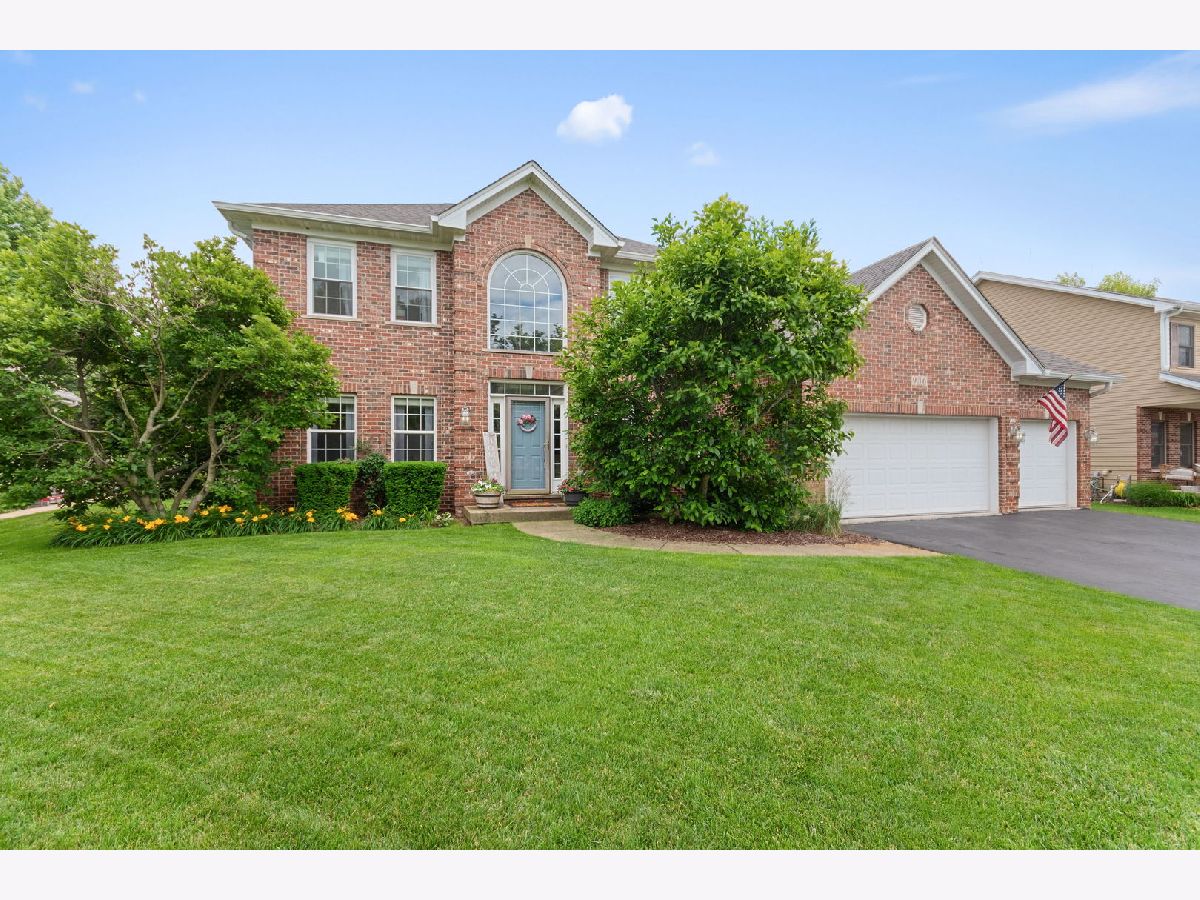  For Sale Yorkville Illinois, 936 Stony Creek Lane