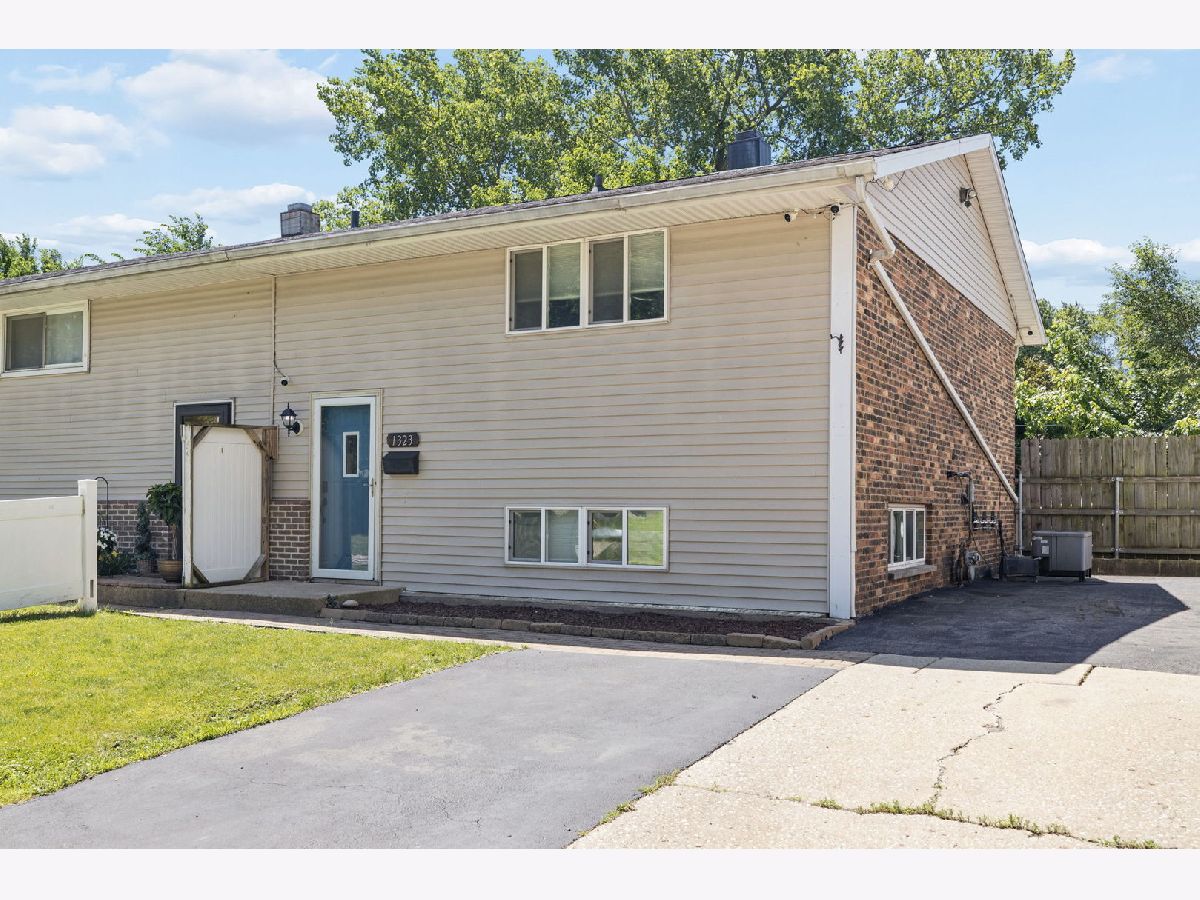  For Sale Lockport Illinois, 1323 Highland Avenue