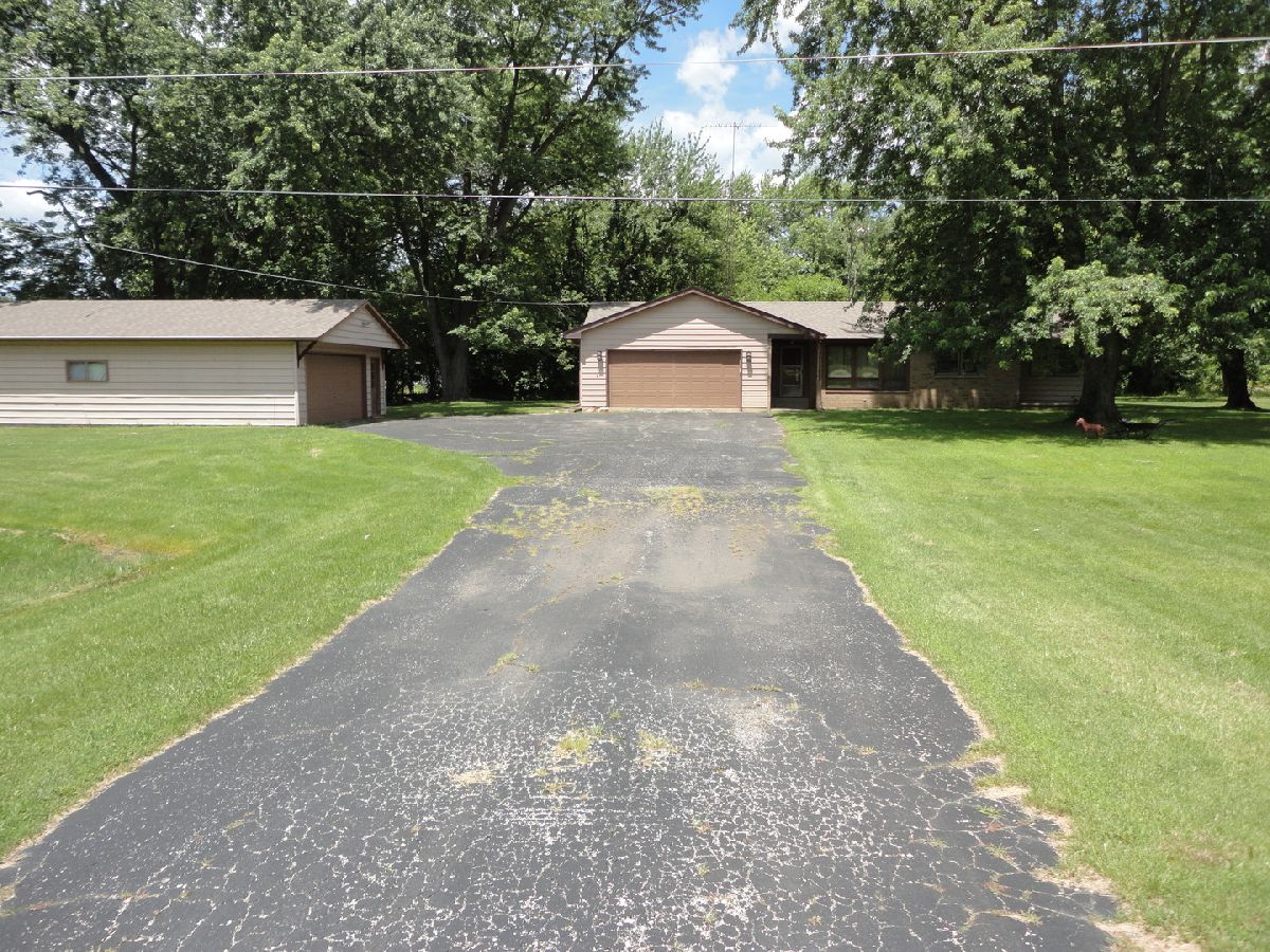  For Sale Braidwood Illinois, 360 Washington Street
