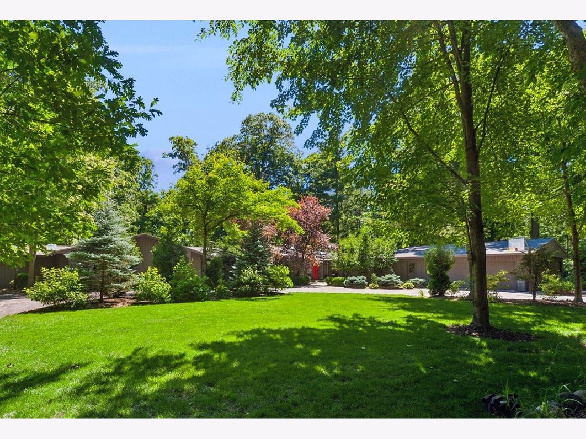  For Sale Riverwoods Illinois, 3035 Blackthorn Road