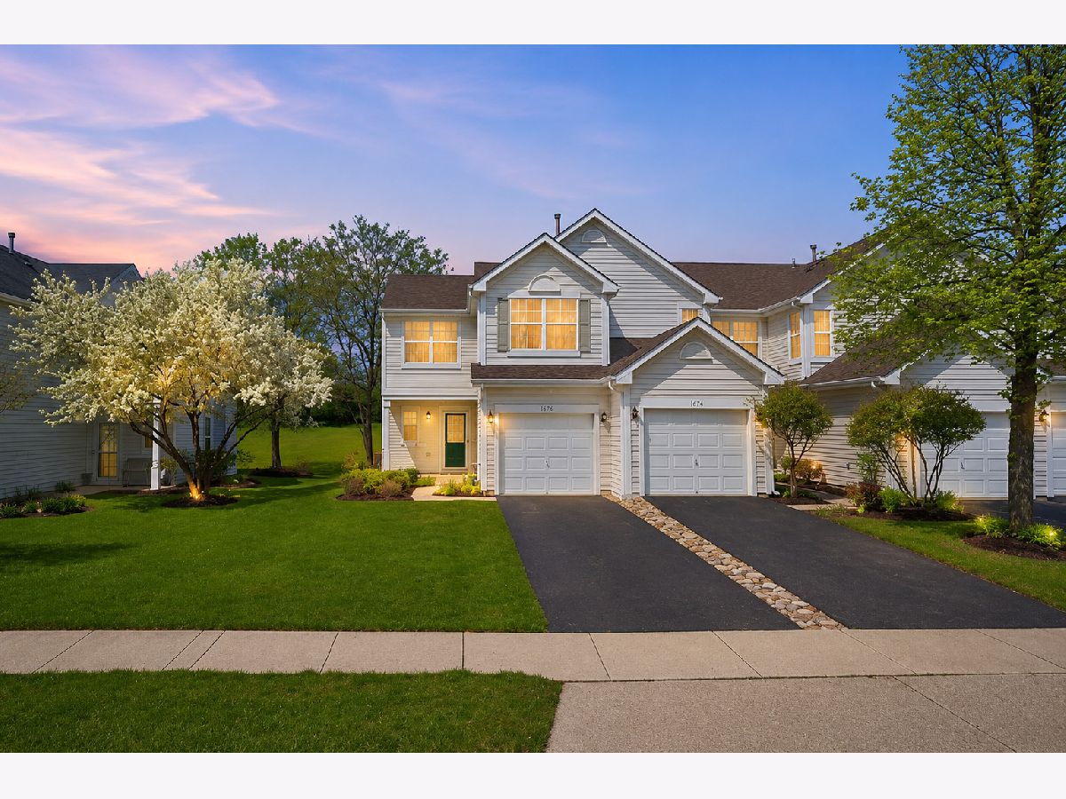 Homes & Townhomes & Condos Sold Pleasant Hill Waukegan Illinois, 1274 Candlestick