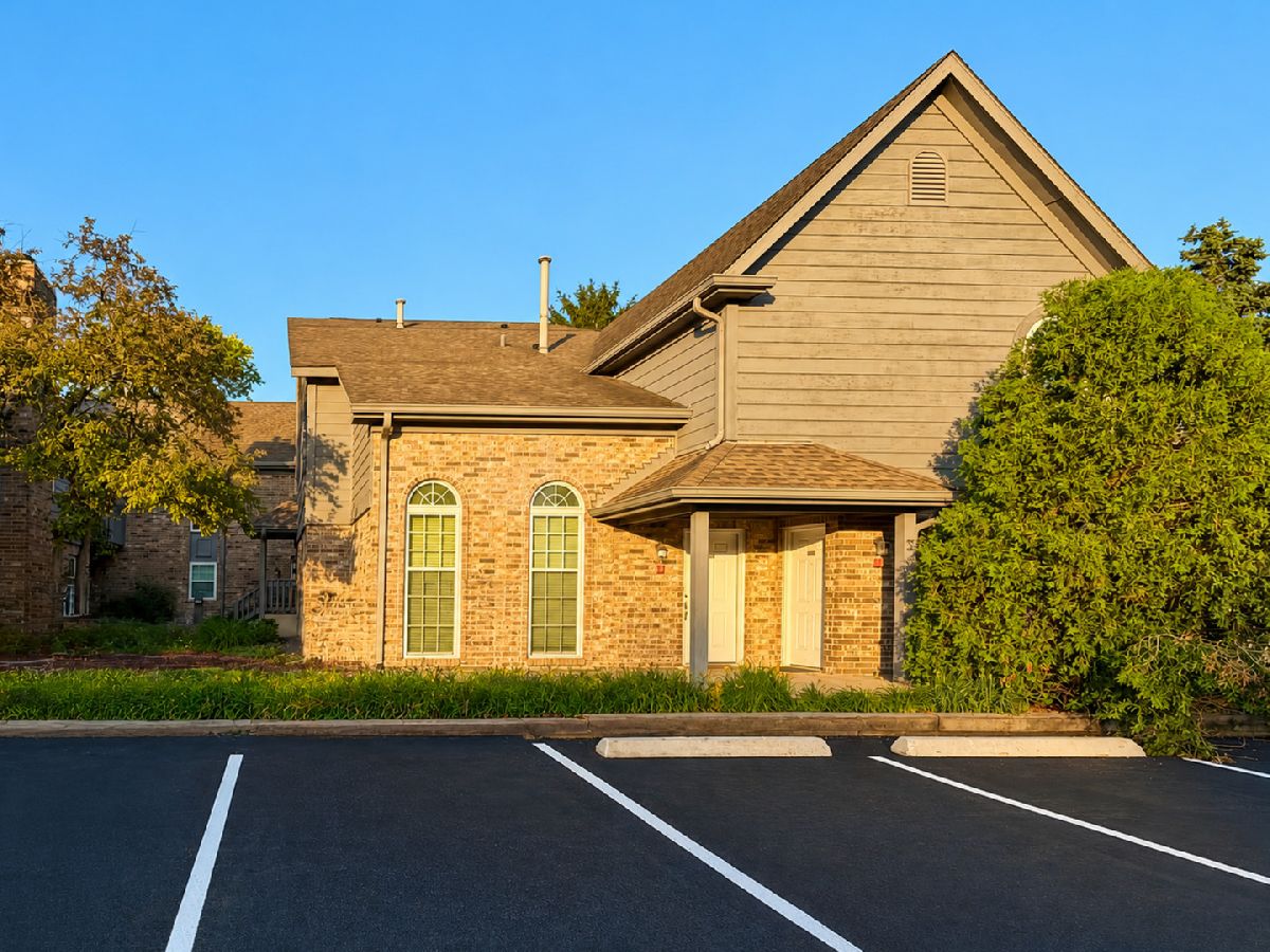  Rented Naperville Illinois, 35 Foxcroft