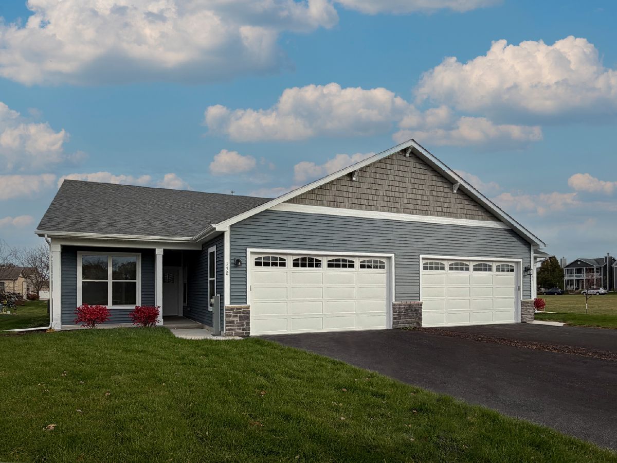  For Sale Cortland Illinois, 162 Llanos Street