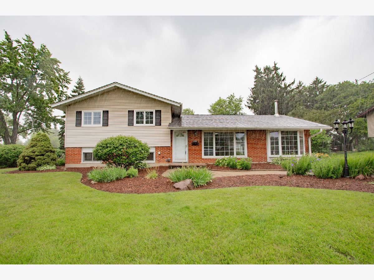  Sold Hoffman Estates Illinois, 525 Briarcliff