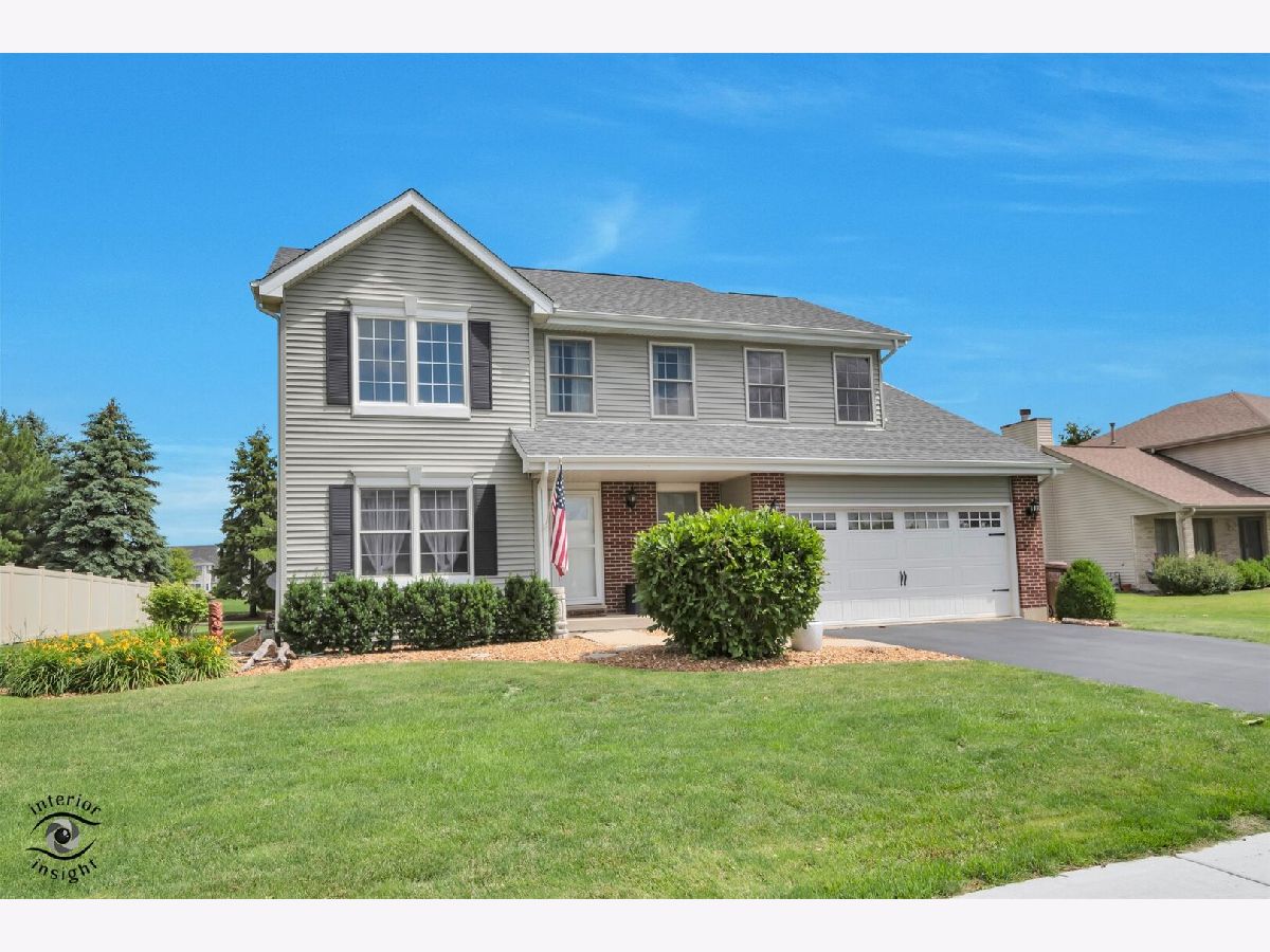  For Sale Peotone Illinois, 1013 Heron Avenue