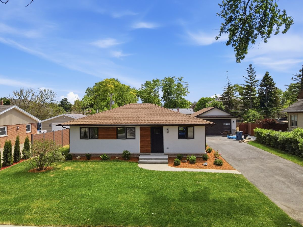 For Sale Palos Hills Illinois, 10409 82 Avenue