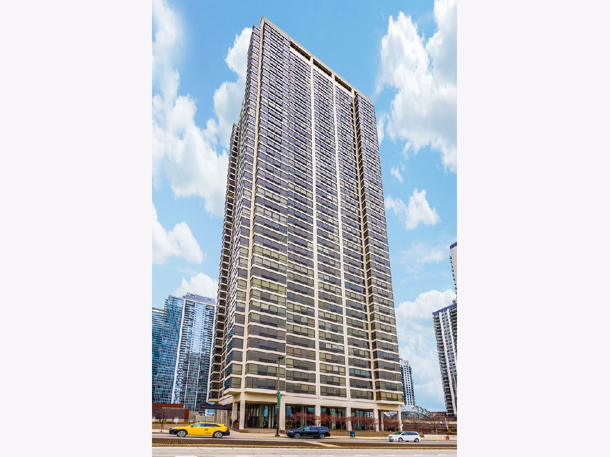  For Sale Chicago Illinois, 360 Randolph Street