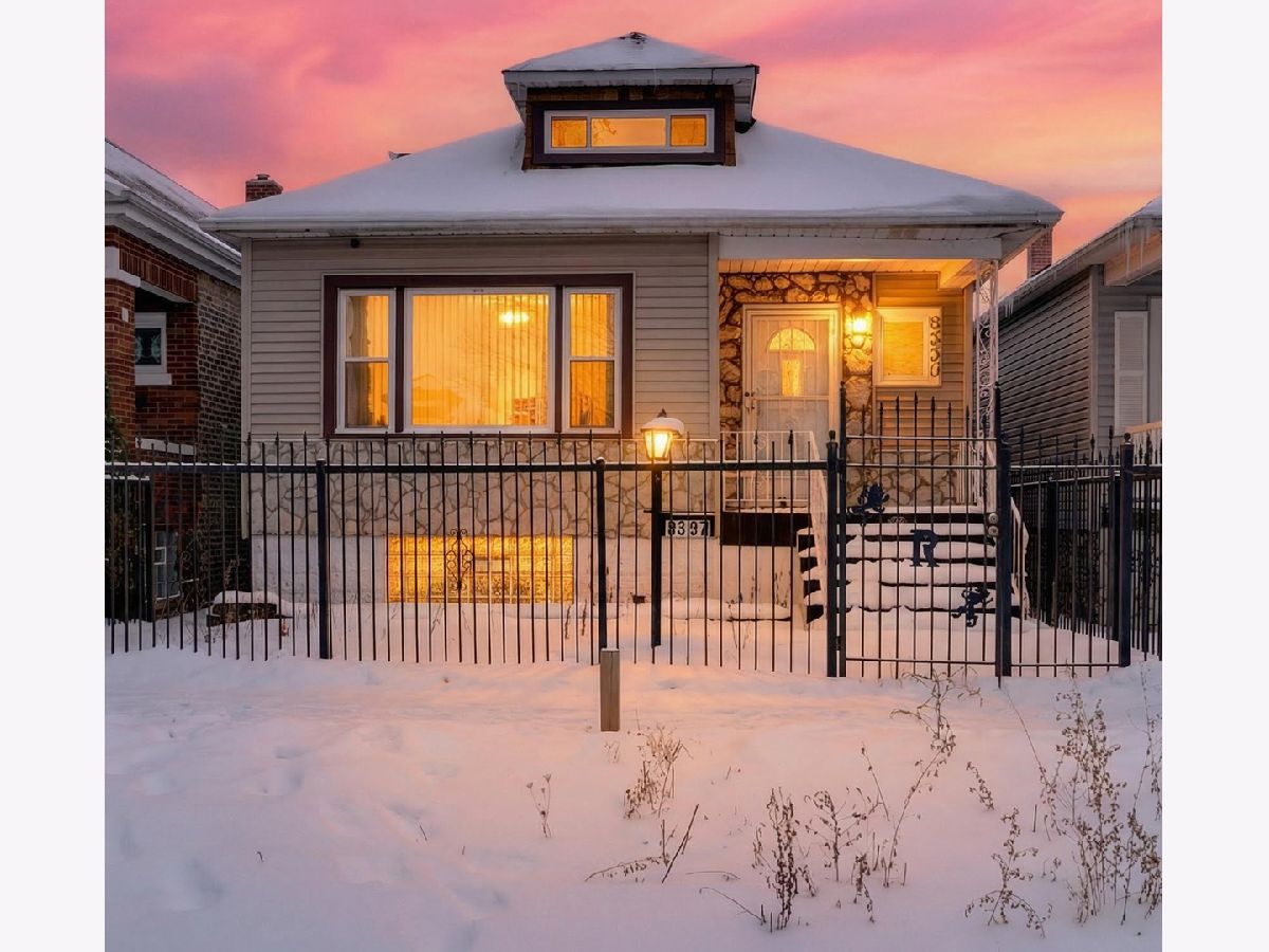 For Sale Chicago Illinois, 8330 Essex Avenue