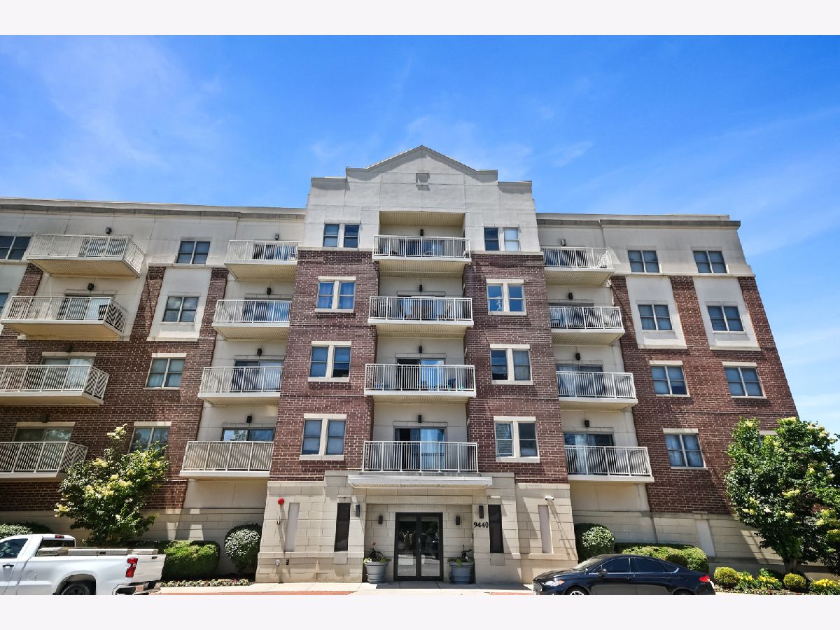  For Sale Oak Lawn Illinois, 9440 51st Avenue