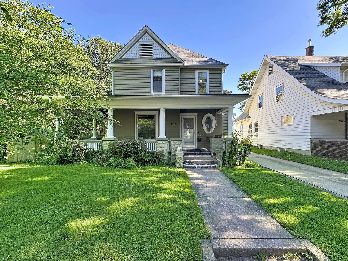  For Sale Moline Illinois, 1519 11th Avenue