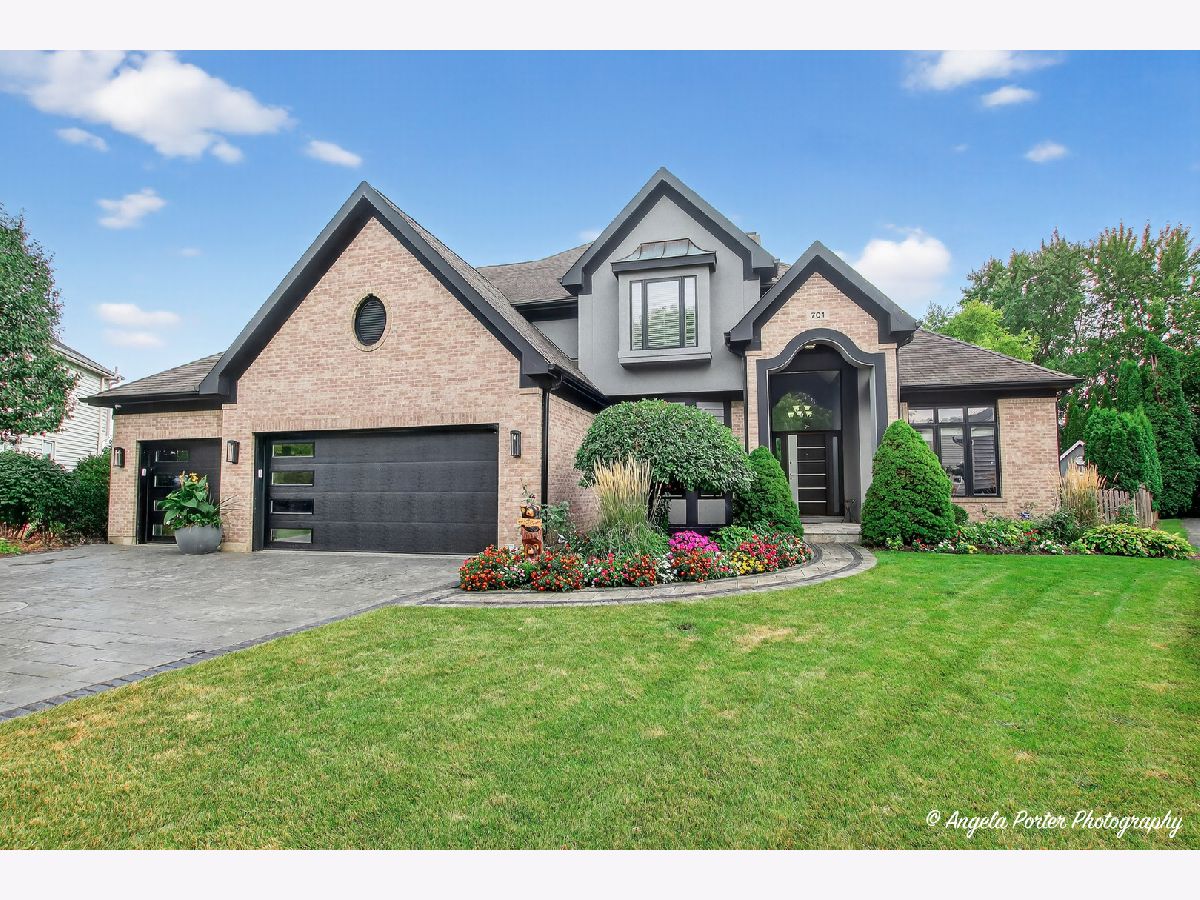 Homes For Sale Meadows Of Grayslake Grayslake Illinois, 701 Caitlin Court