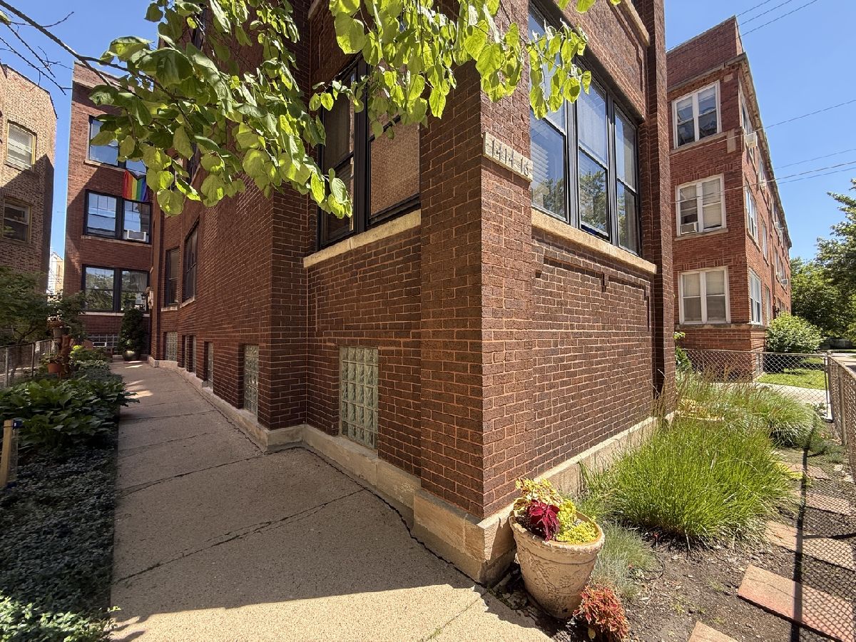 Condos & Townhomes & Homes For Rent Andersonville Chicago Illinois, 1414 Farragut