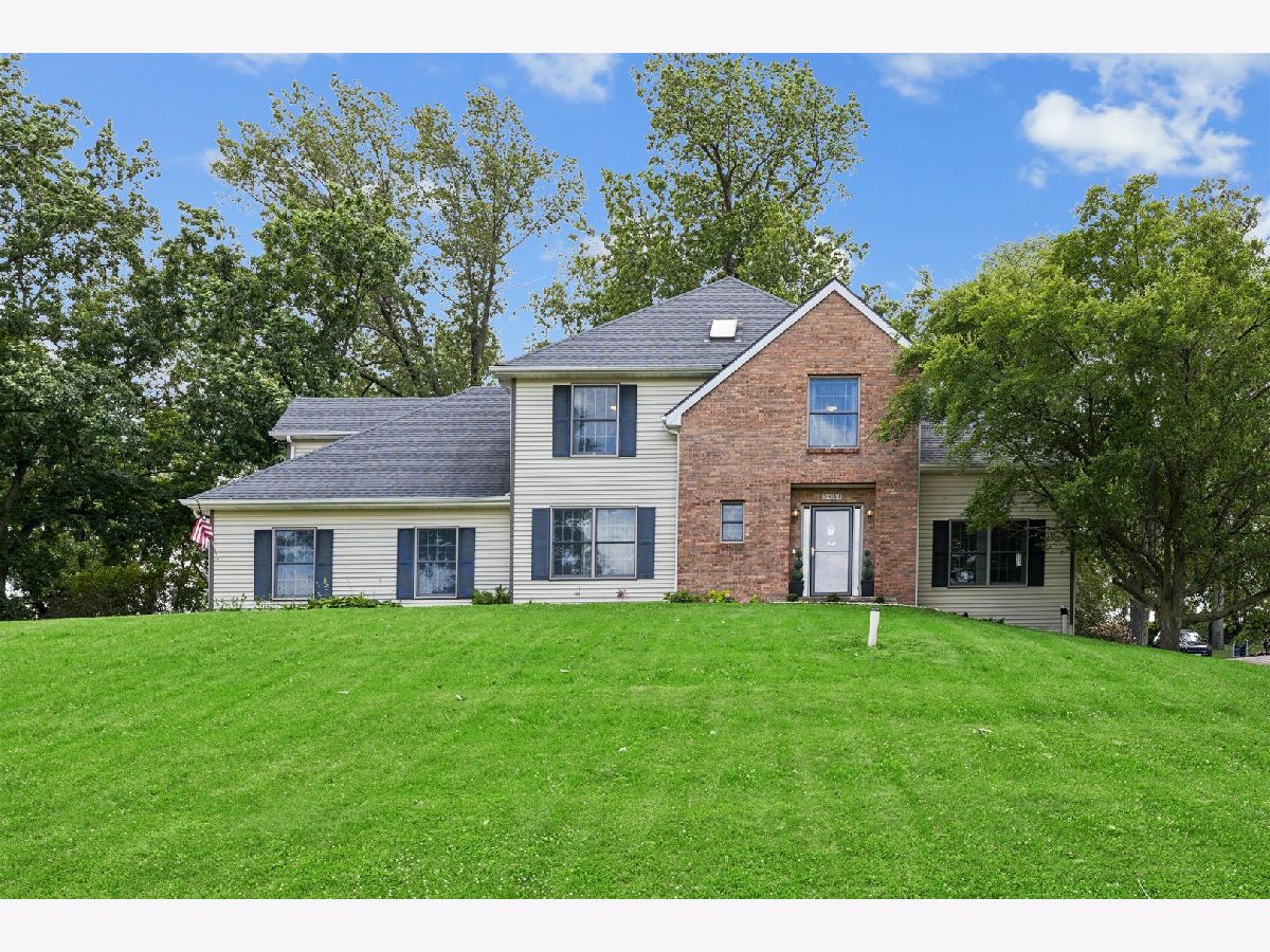Homes For Sale Valley Oaks Clinton Iowa, 3451 Valley Oaks Drive