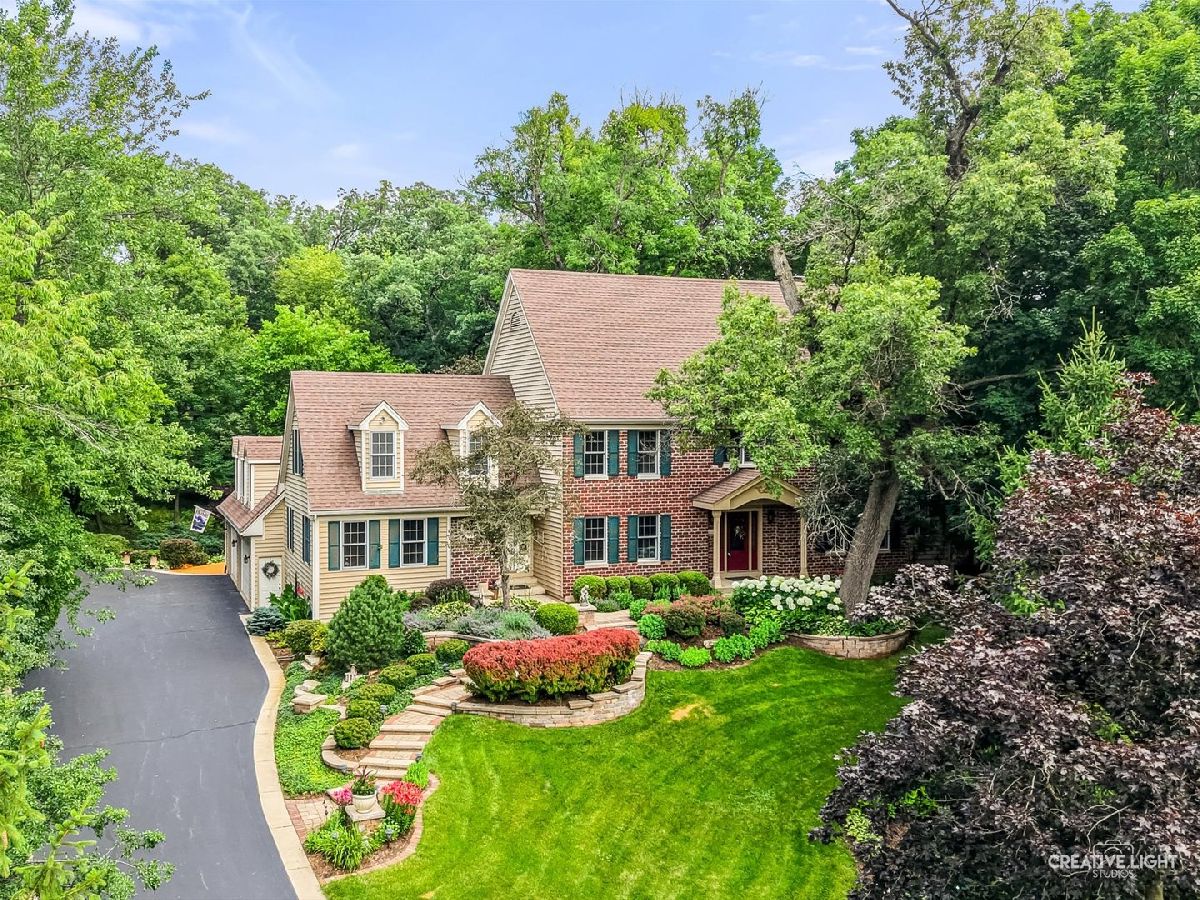  For Sale St Charles Illinois, 42W264 Hidden Springs Drive