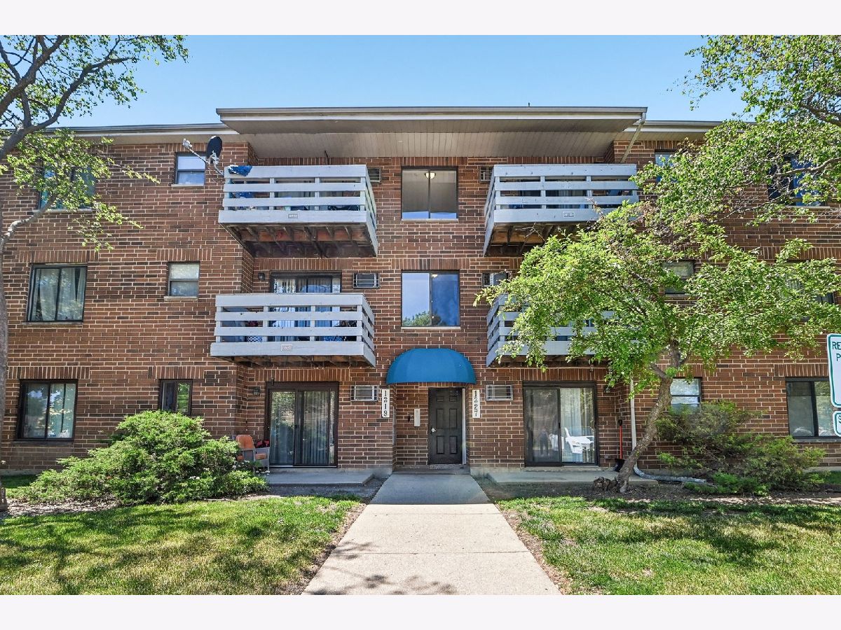  For Sale Palatine Illinois, 1319 Winslowe Drive