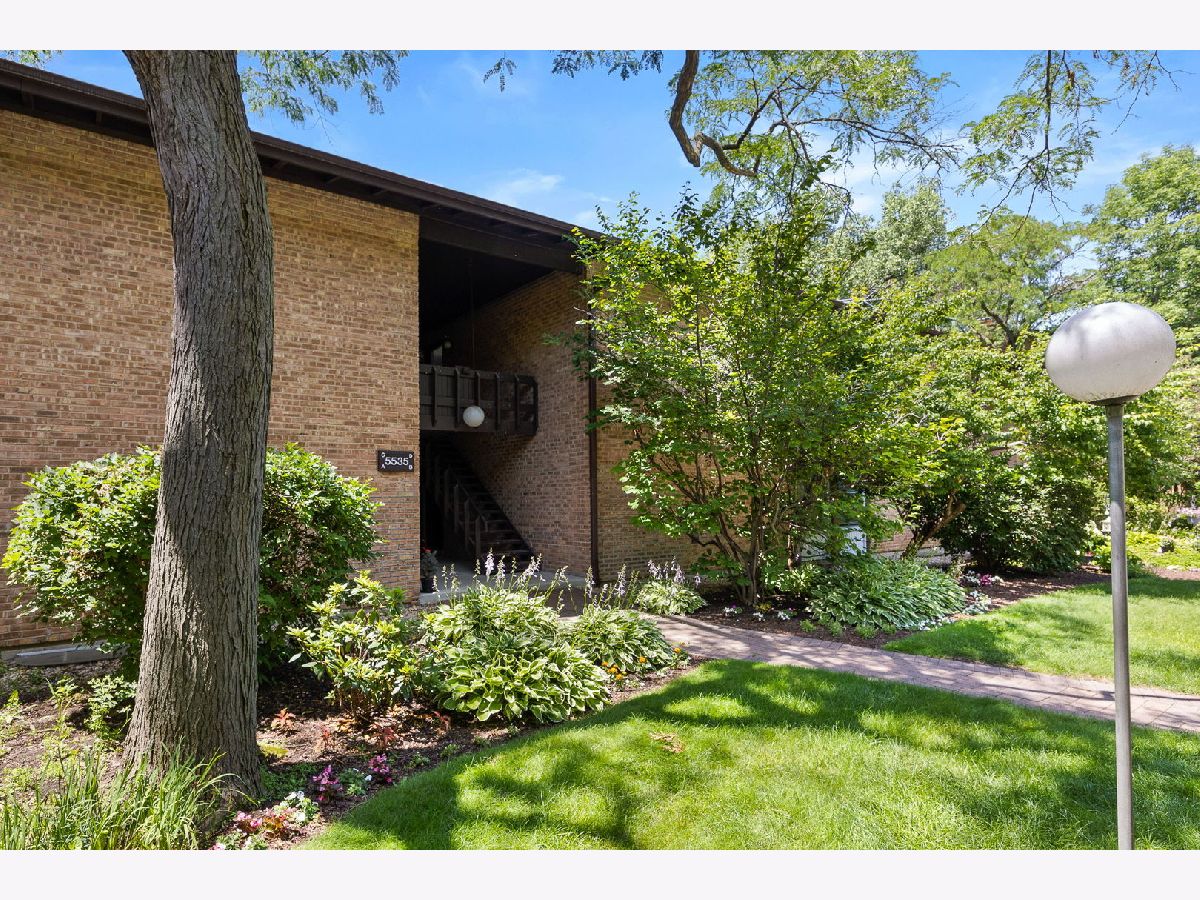 Condos & Townhomes For Sale Four Lakes Lisle Illinois, 5535 Lake Drive