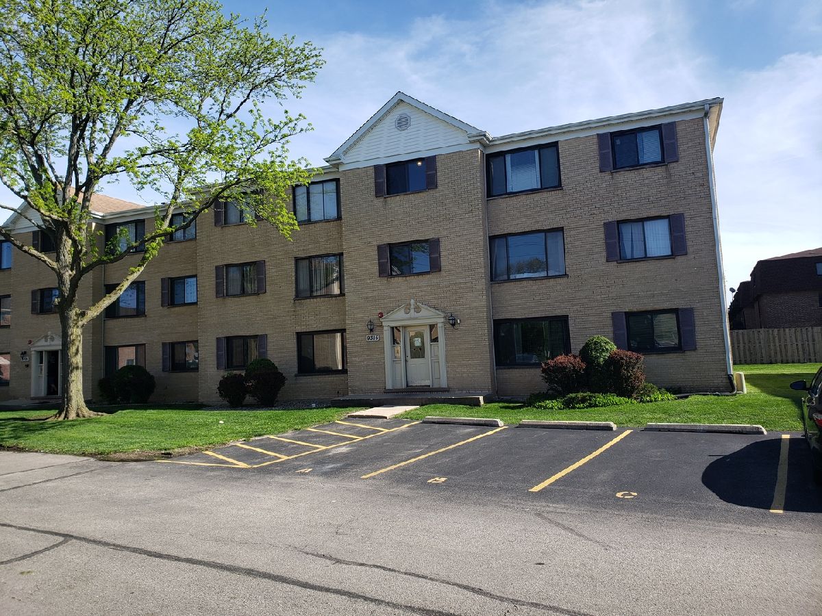  For Rent Des Plaines Illinois, 9315 Hamilton
