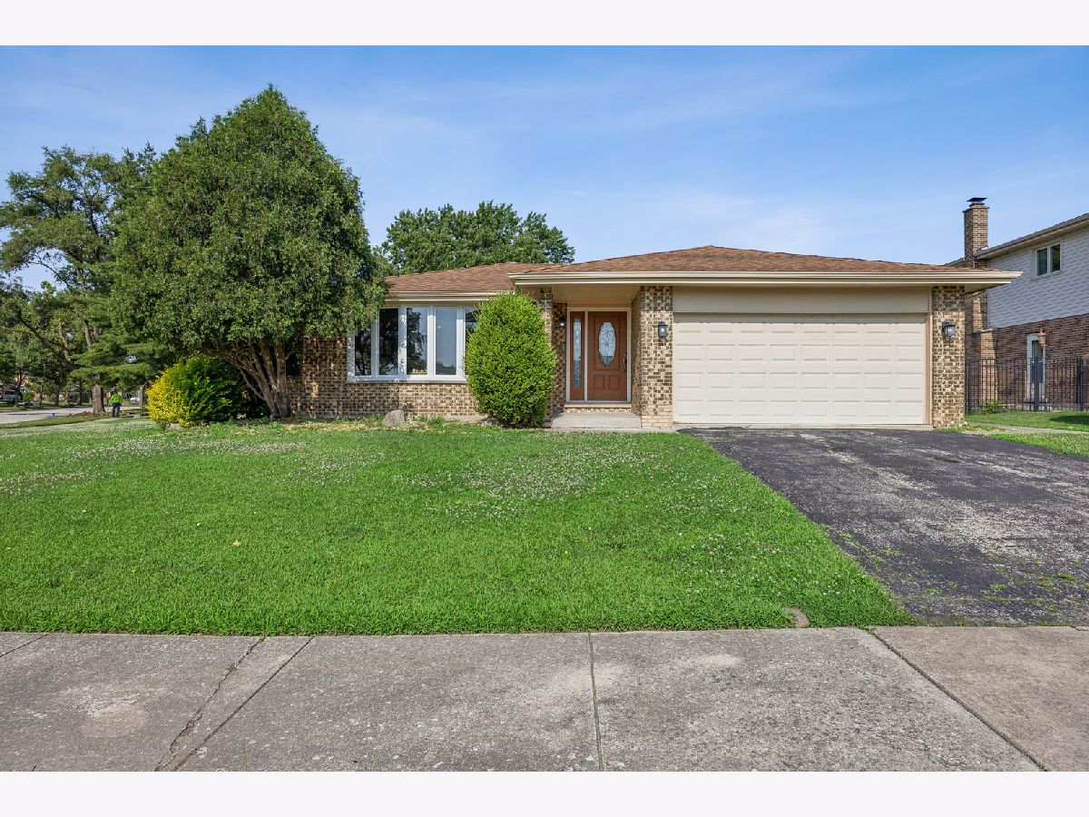 Homes For Sale Brentwood Orland Park Illinois, 13608 Inverness Drive