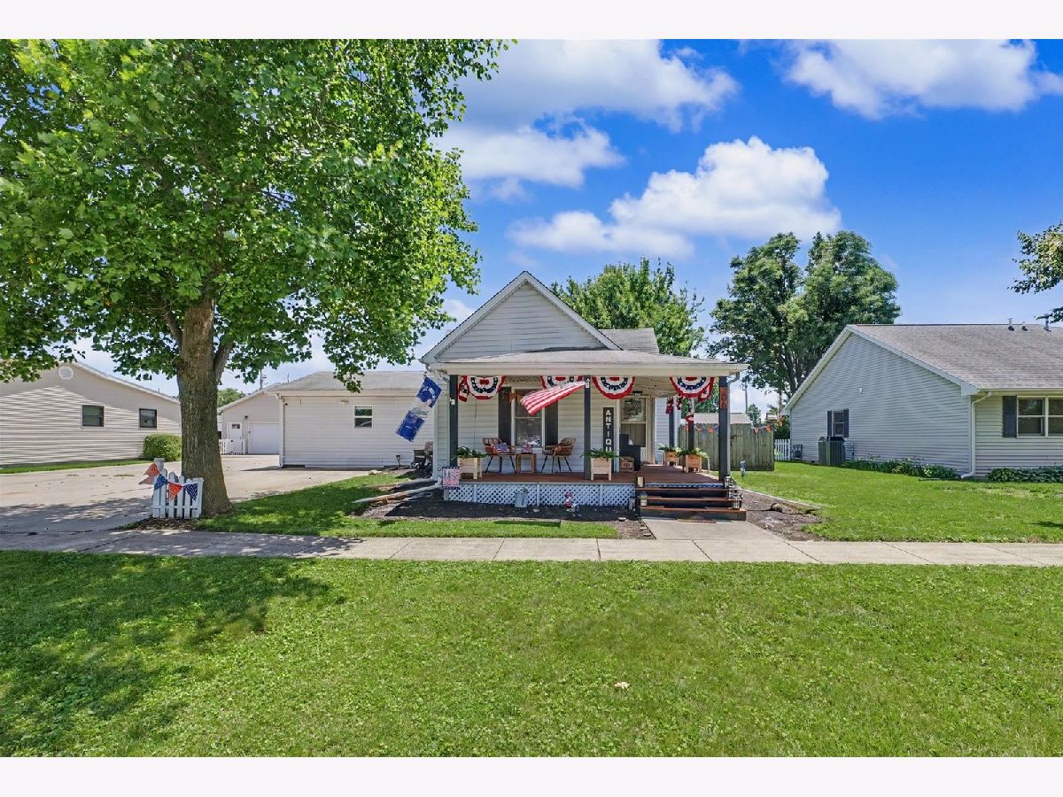  Sold Ogden Illinois, 206 Main
