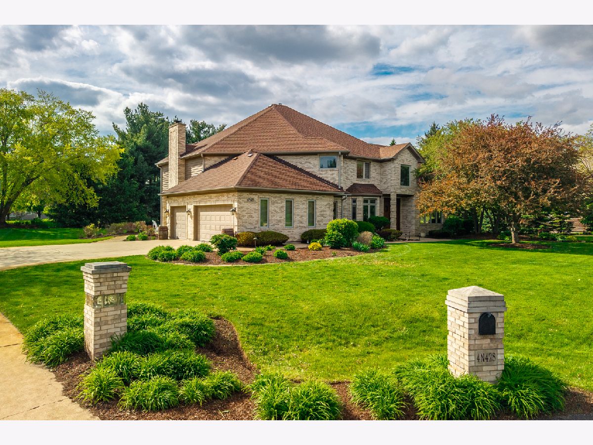  For Sale Wayne Illinois, 4N428 Kingswood Court