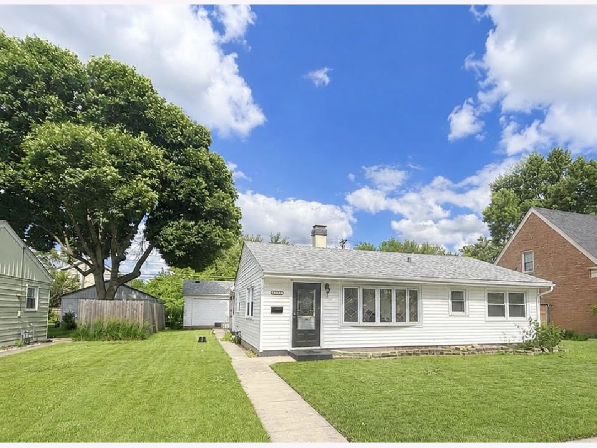  For Sale Brookfield Illinois, 3715 Kemman Avenue