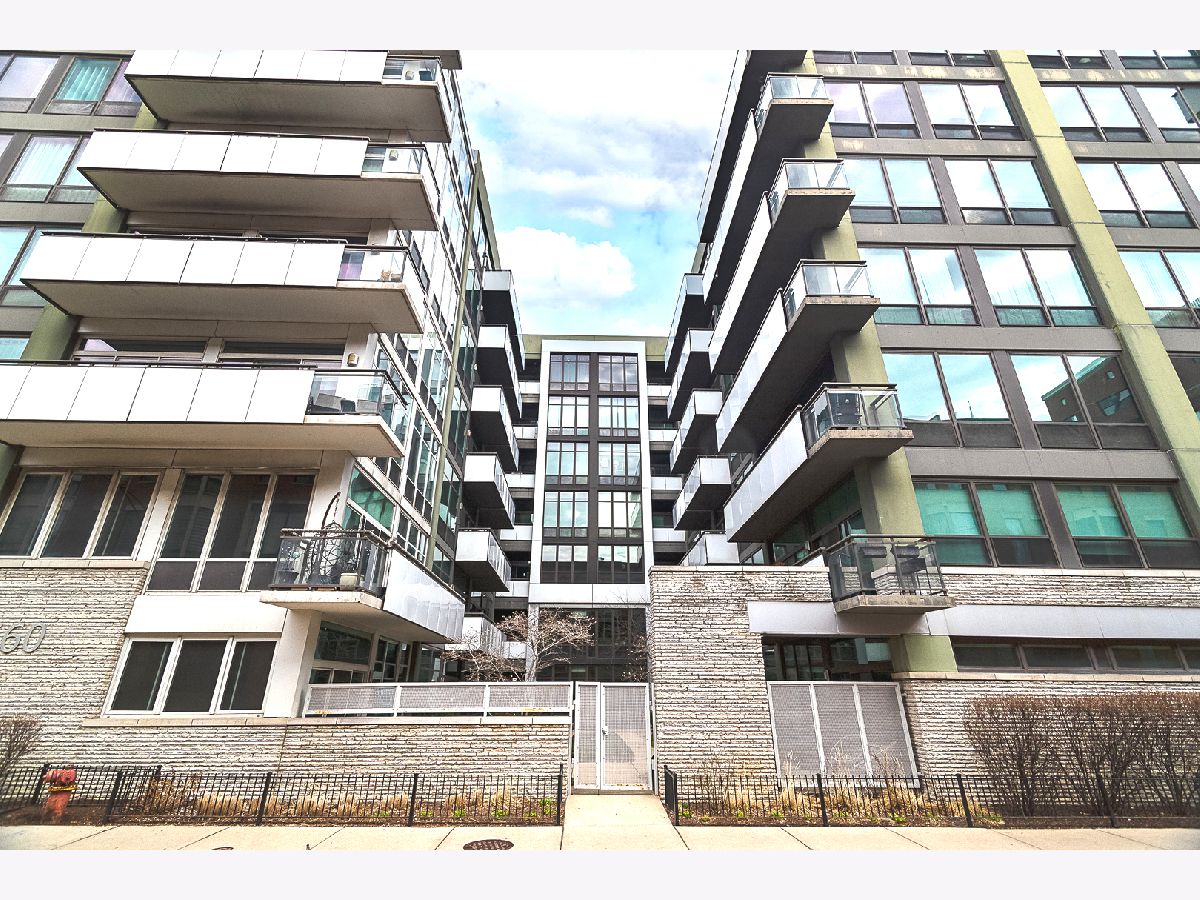 Condominiums For Sale Trio Chicago Illinois, 650 Wayman Street