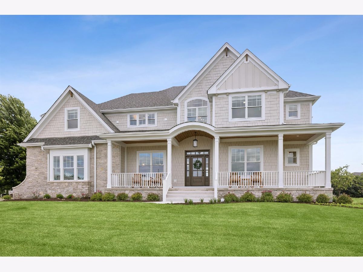  For Sale Sugar Grove Illinois, 995 Redbud Lane